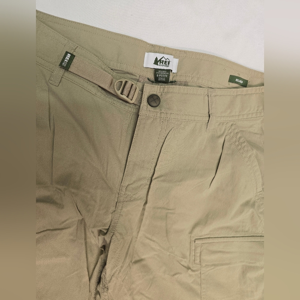 REI Co-Op Women's Relax Fit Convertable Cargo Pants- Khaki - (8 PETITE) EUC - Picture 3 of 12